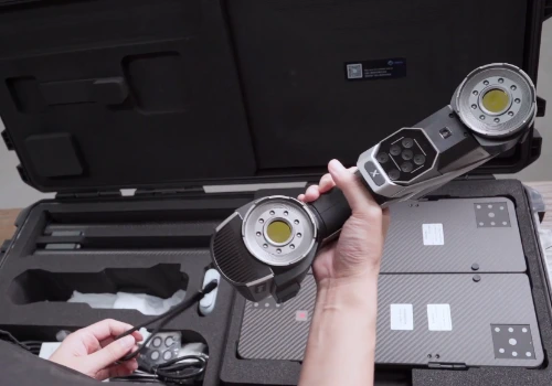 La petite mallette du kscan-x et sa plaque de calibration